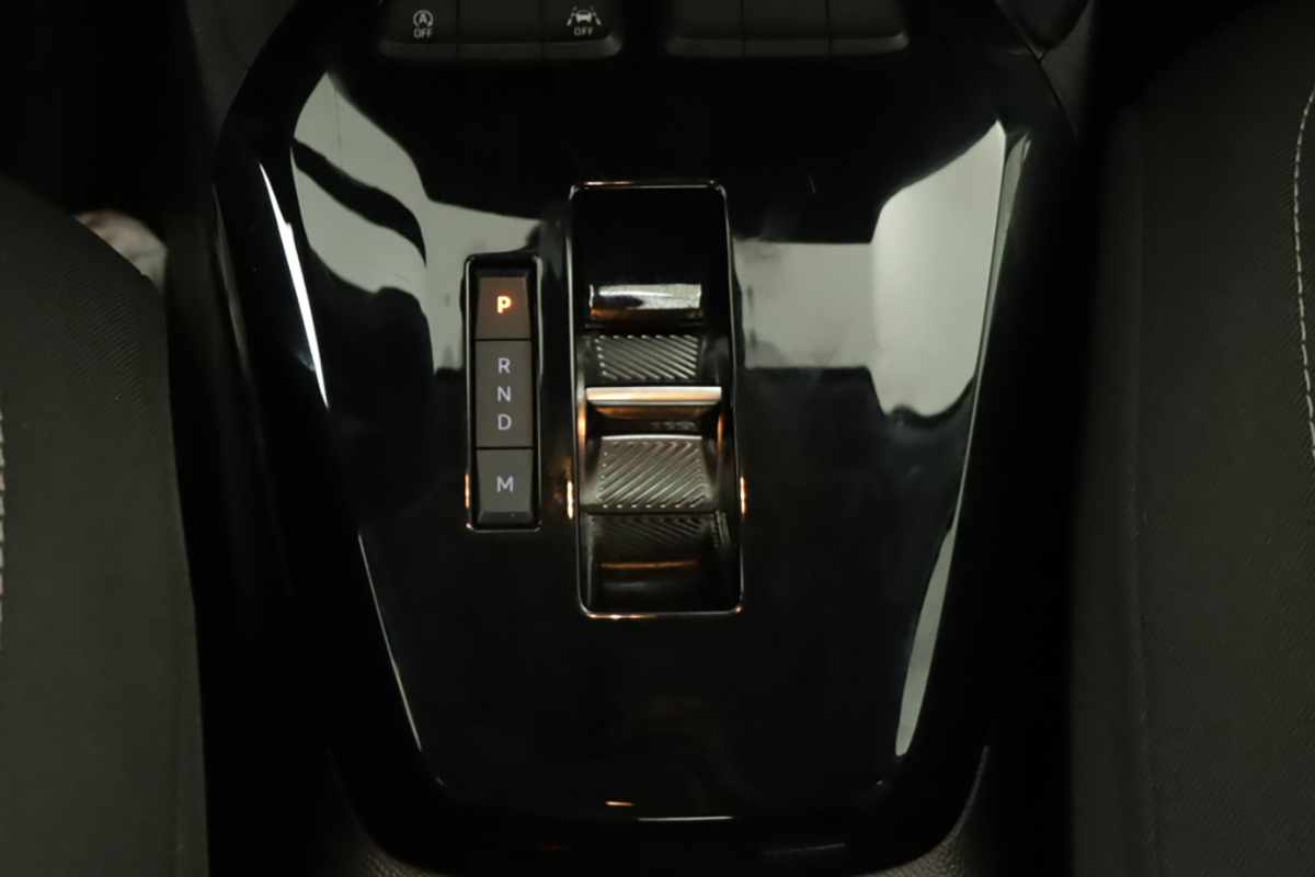 opel-corsa-2025-gasolina-1199cc