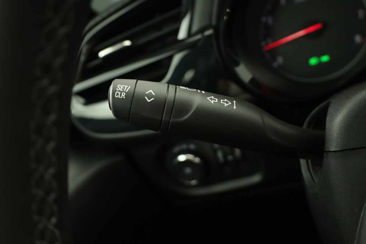 opel-corsa-2025-gasolina-1199cc