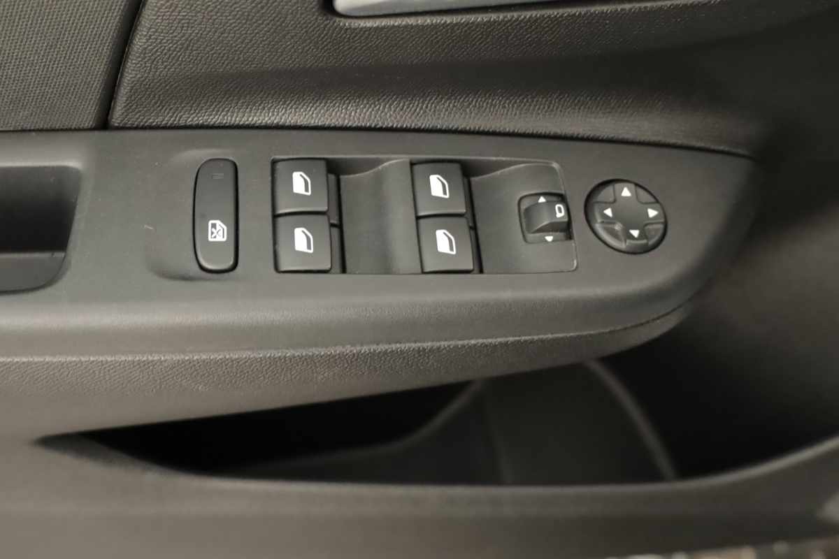 opel-corsa-2025-gasolina-1199cc
