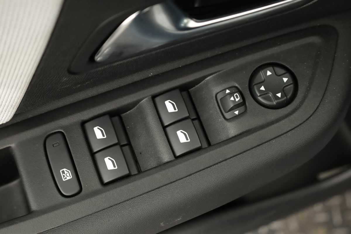 citroen-c4-2025-gasolina-1199cc