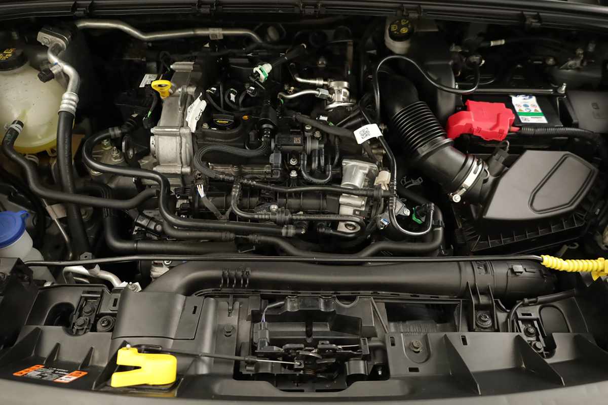 ford-puma-2025-gasolina-998cc