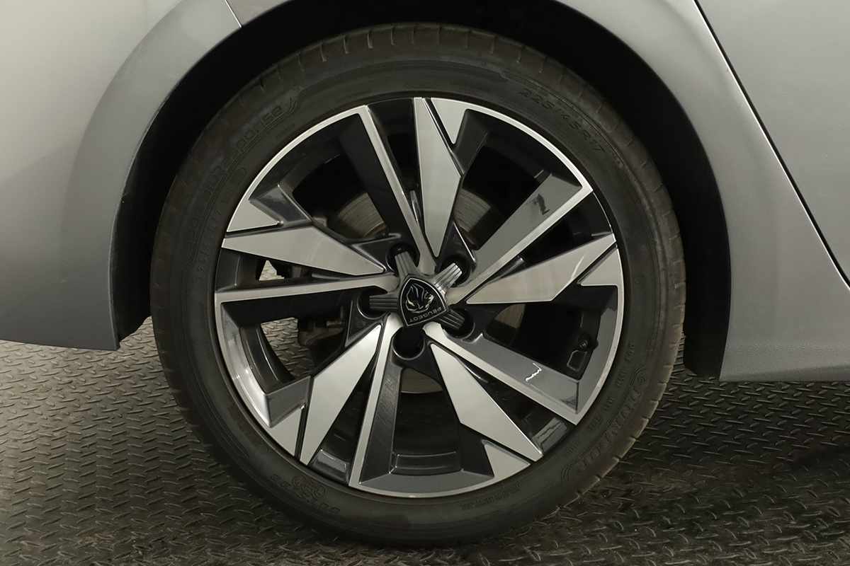 peugeot-308-2024-gasolina-1199cc