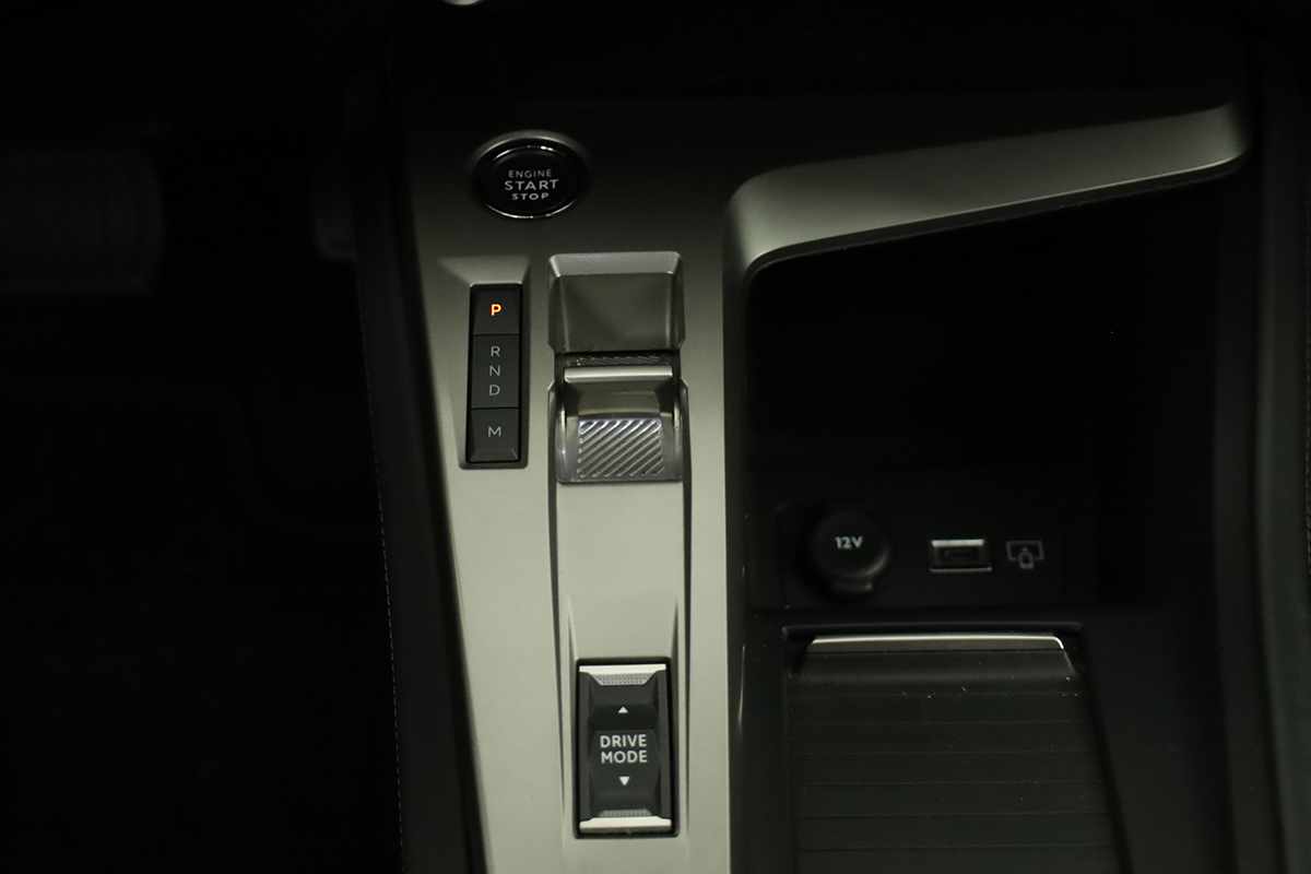 peugeot-308-2024-gasolina-1199cc