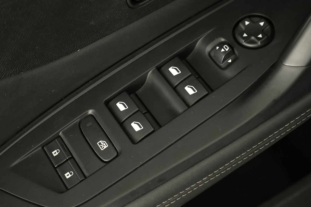 peugeot-308-2024-gasolina-1199cc