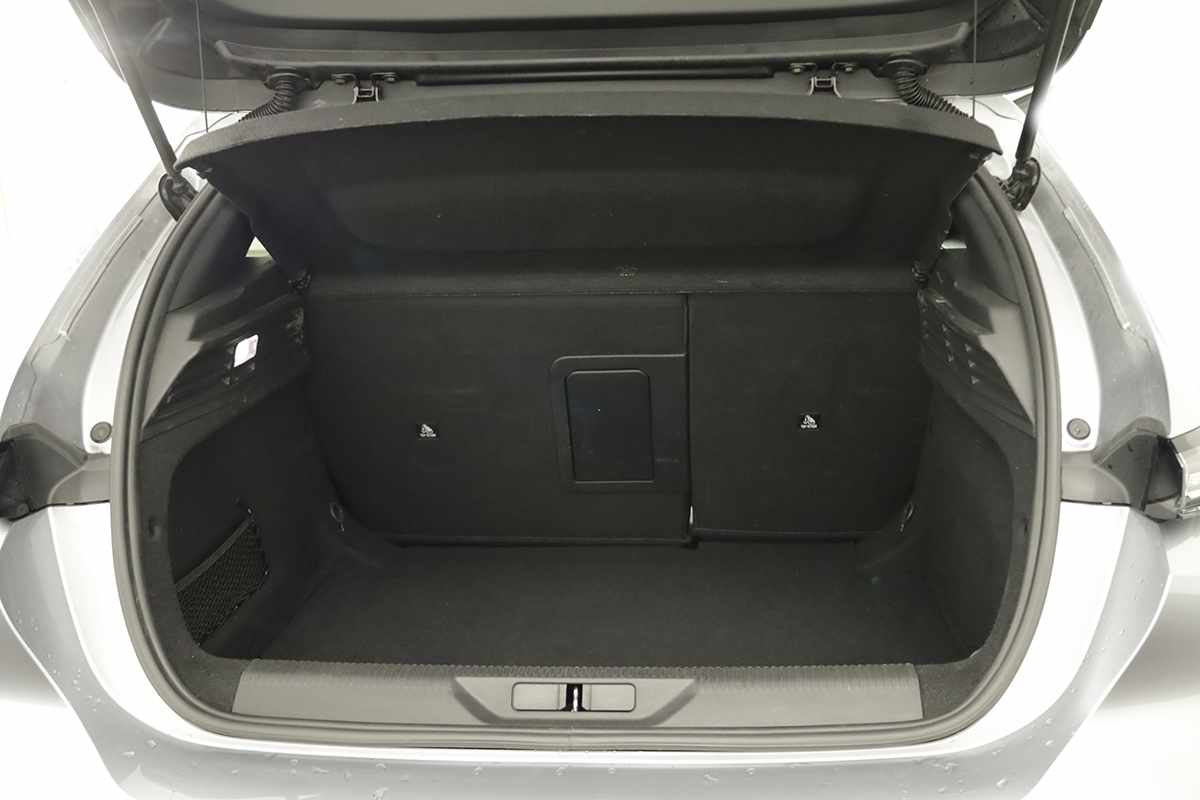 peugeot-308-2024-gasolina-1199cc