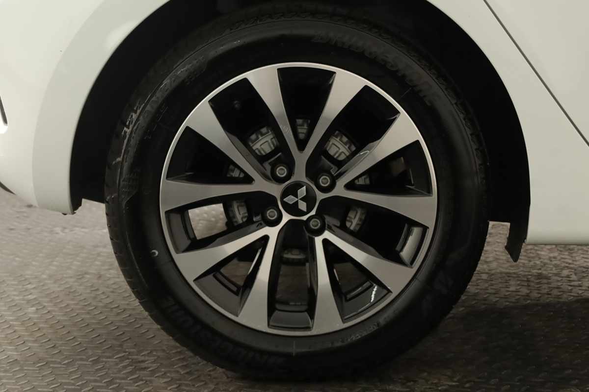mitsubishi-colt-2025-gasolina-999cc