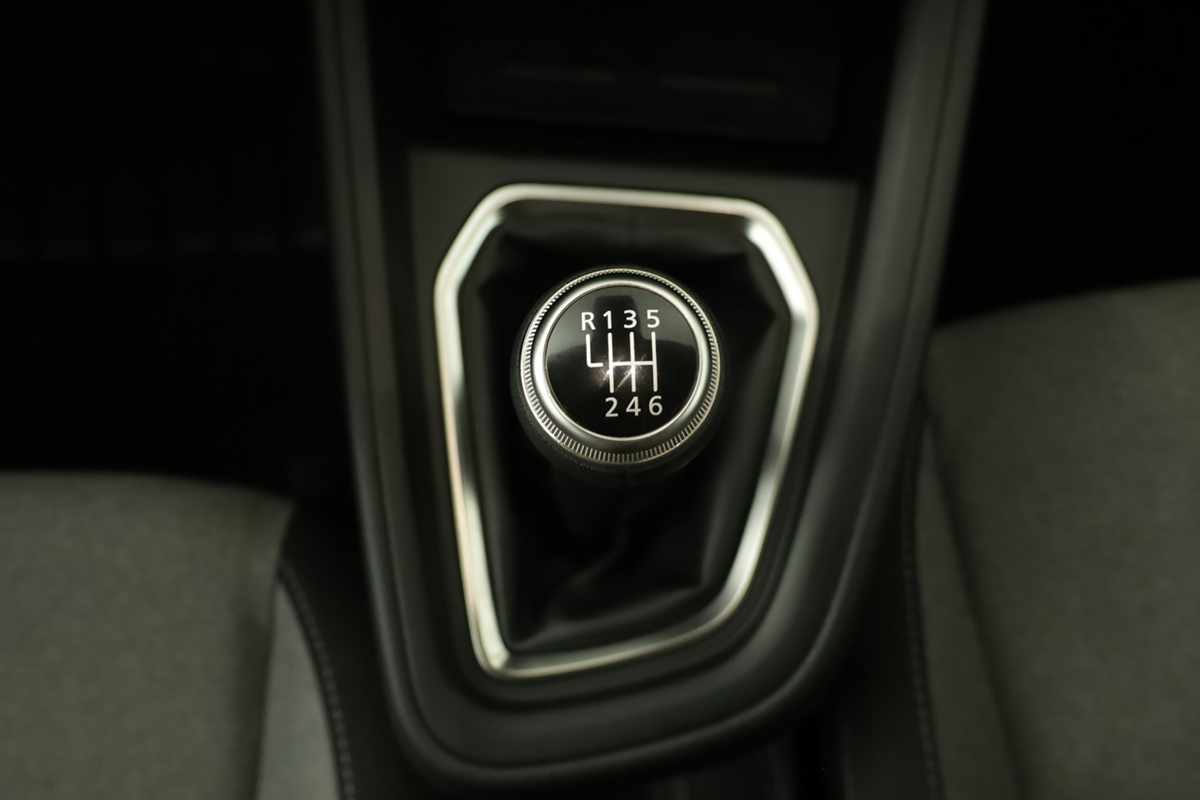 mitsubishi-colt-2025-gasolina-999cc
