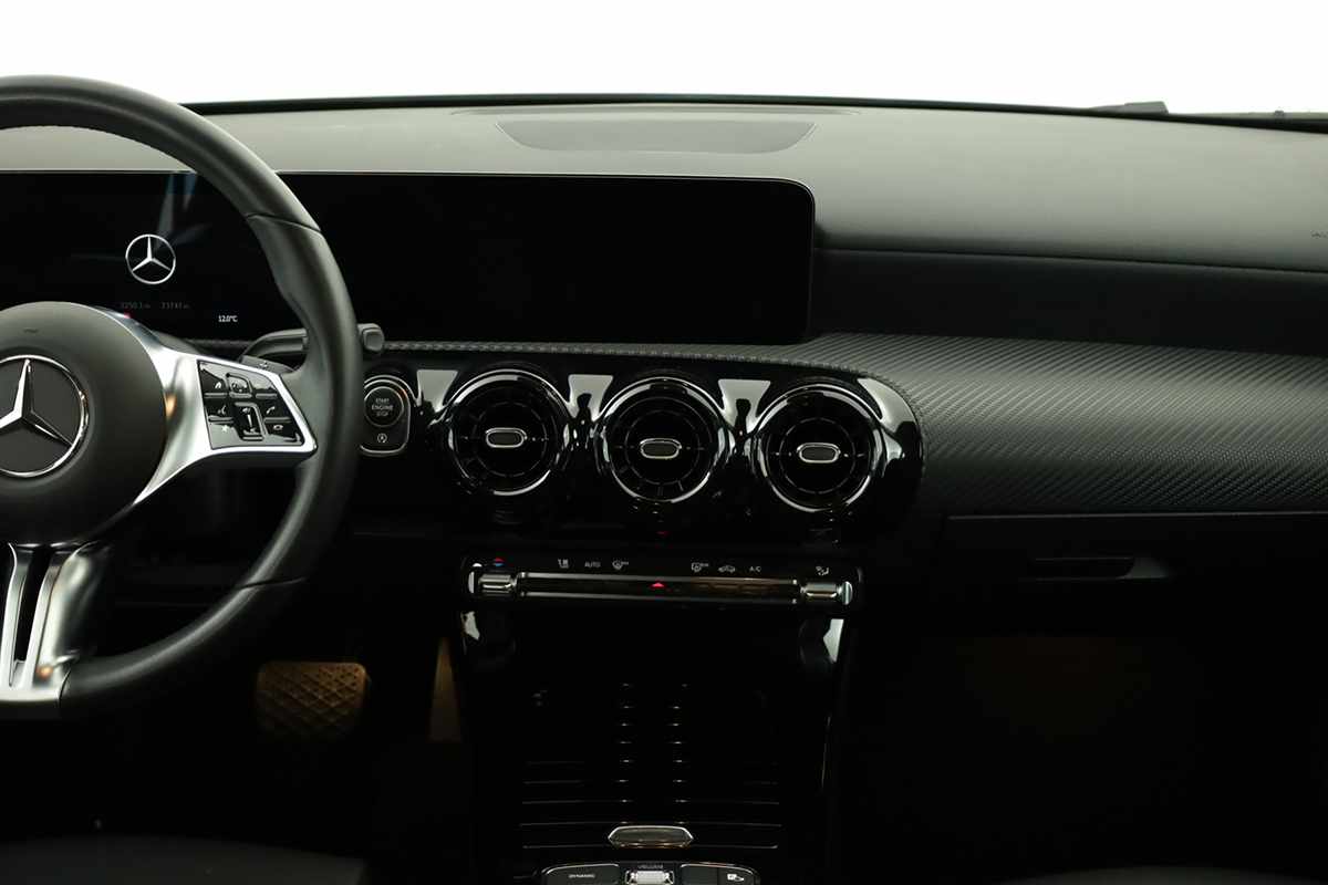 mercedes-benz-classe-a-2025-gasolina-1332cc