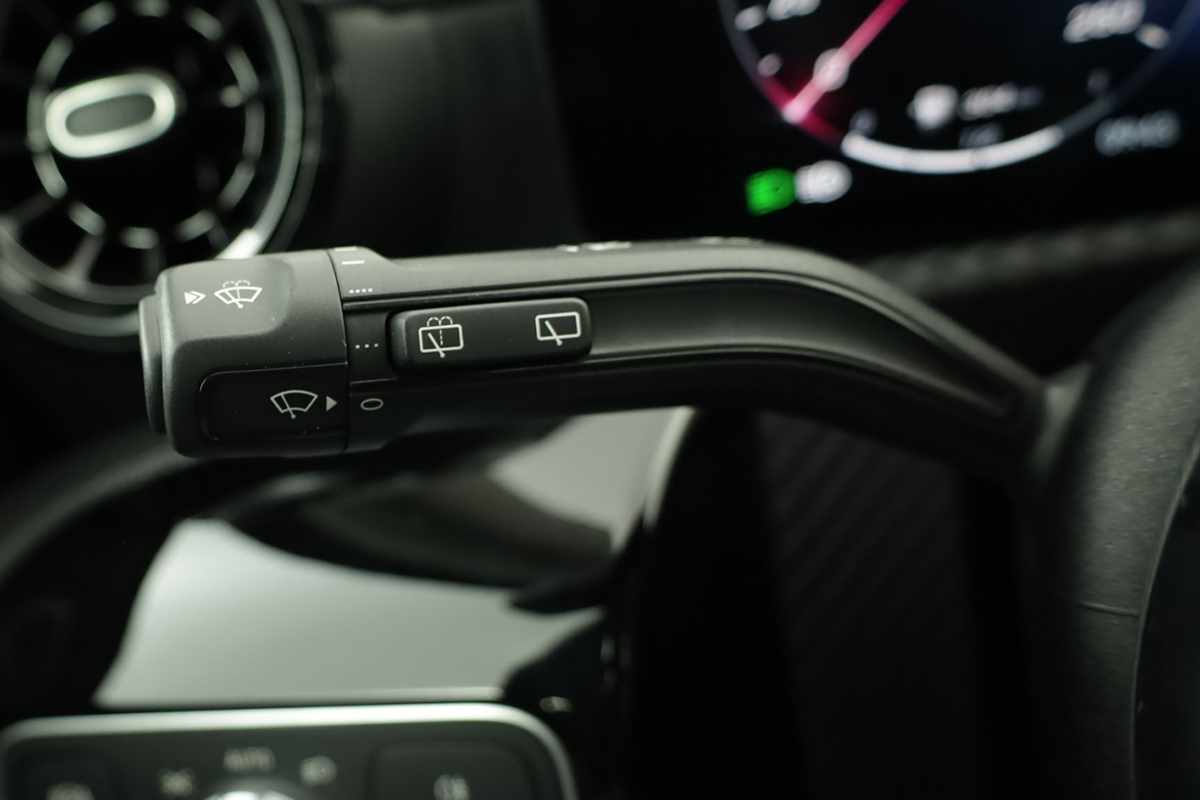 mercedes-benz-classe-a-2025-gasolina-1332cc
