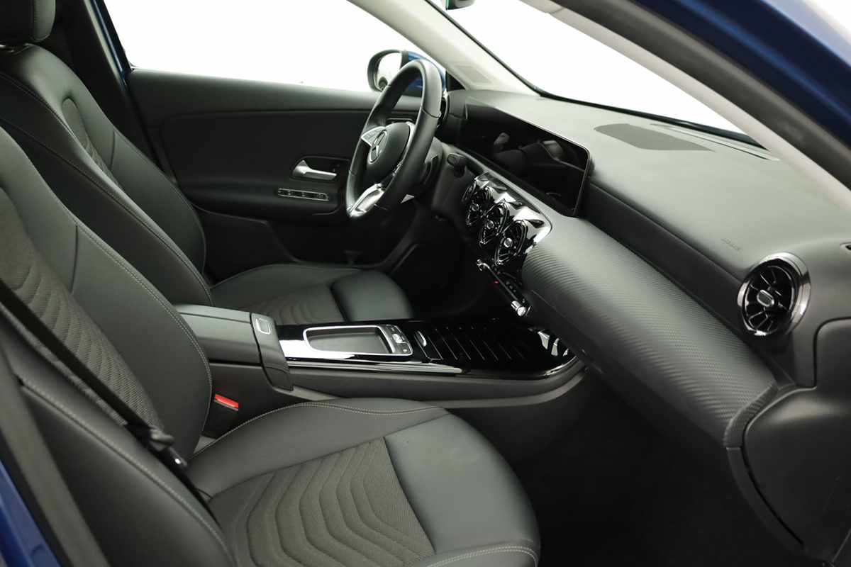 mercedes-benz-classe-a-2025-gasolina-1332cc