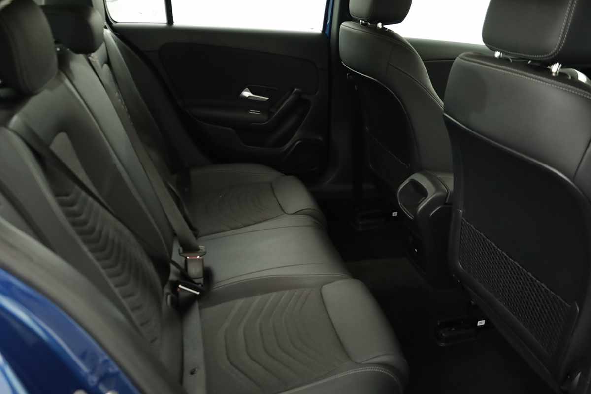 mercedes-benz-classe-a-2025-gasolina-1332cc
