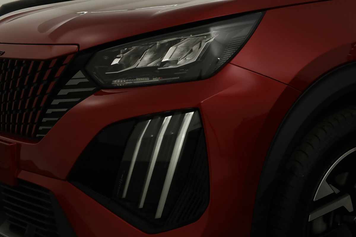 peugeot-2008-2024-gasolina-1199cc