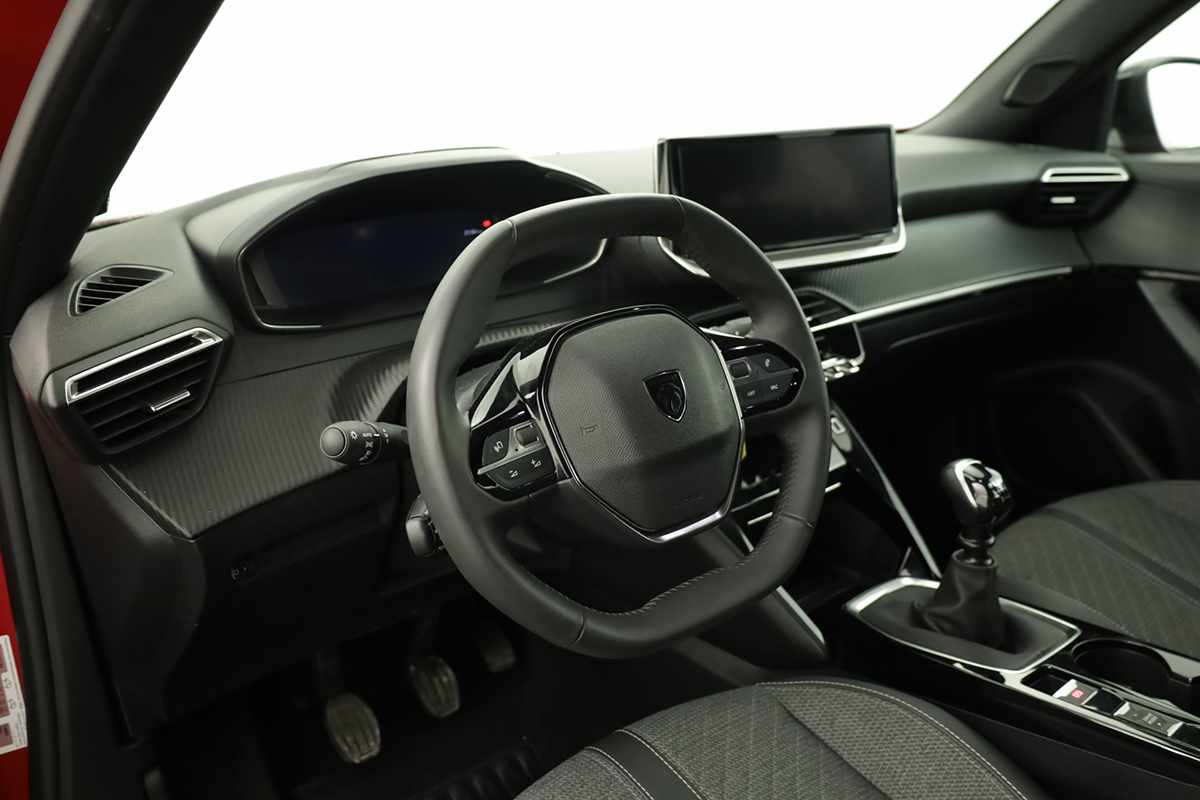 peugeot-2008-2024-gasolina-1199cc