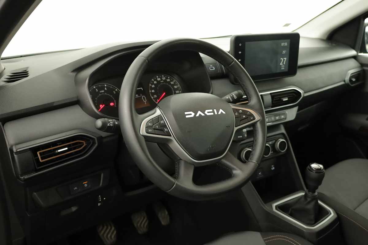 dacia-sandero-2024-gpl-999cc