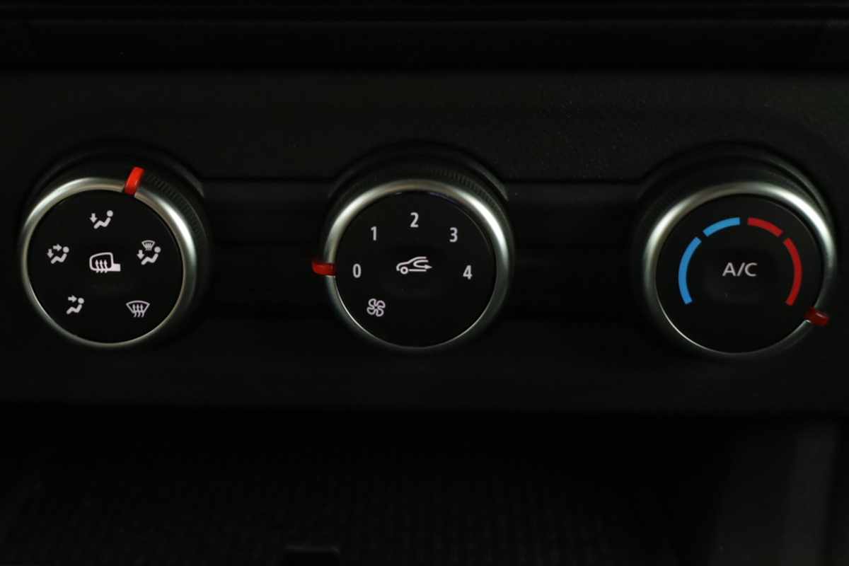 renault-kangoo-2024-diesel-1461cc