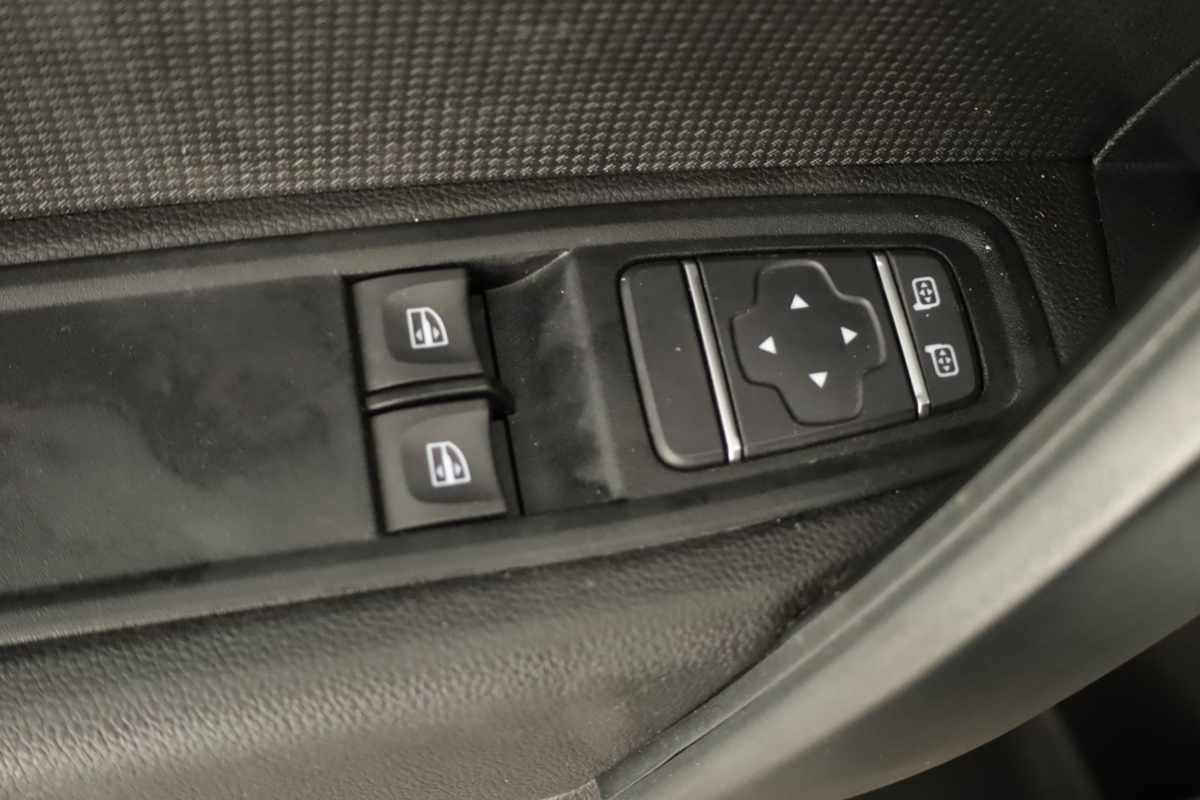 renault-kangoo-2024-diesel-1461cc