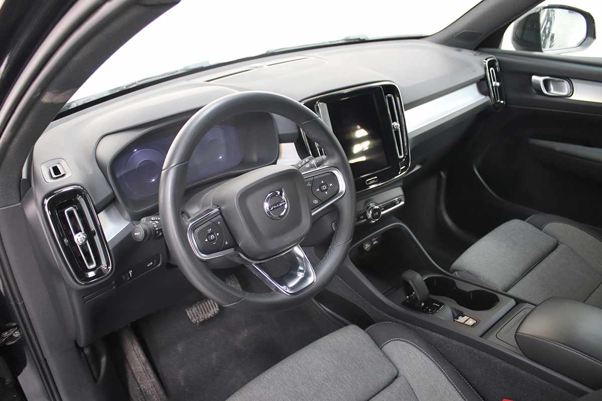 volvo-xc40-2024-gasolina-1477cc