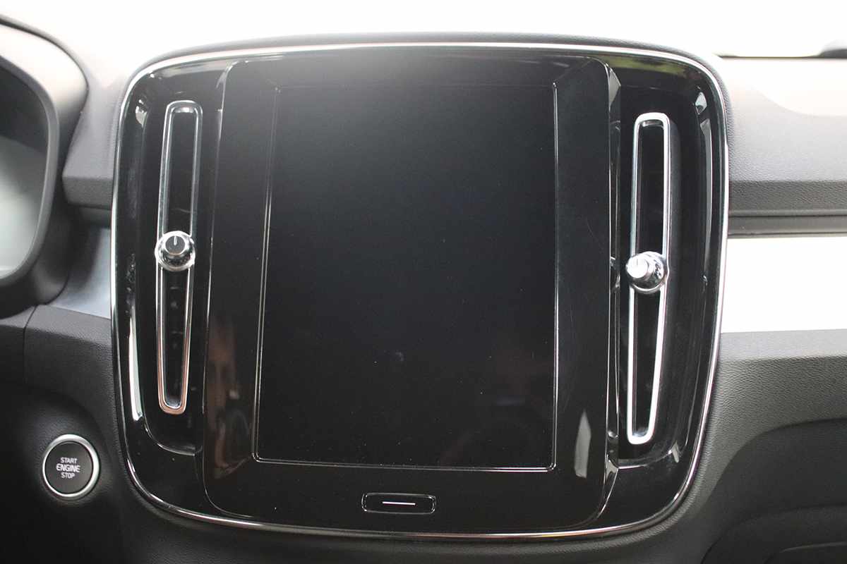 volvo-xc40-2024-gasolina-1477cc
