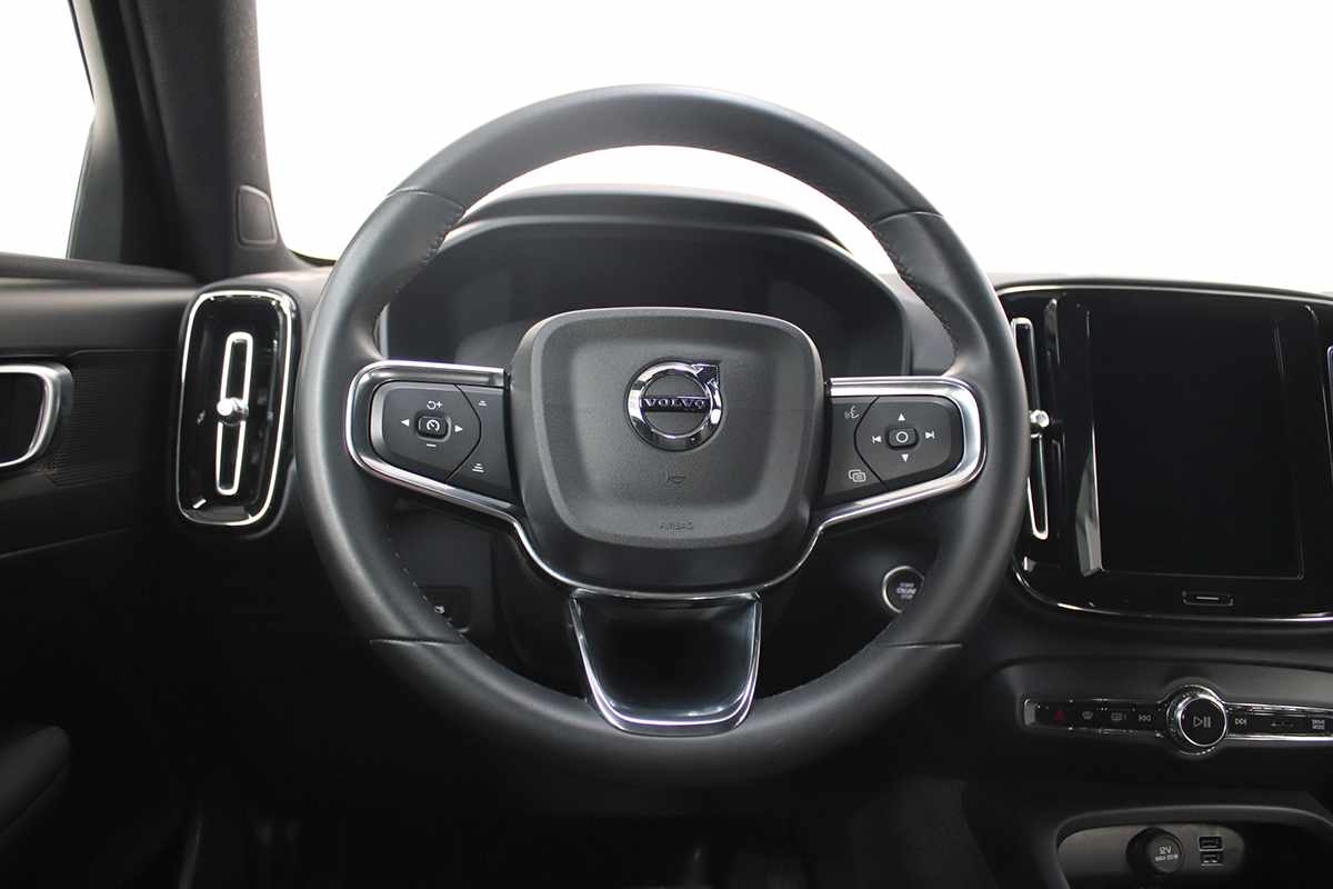 volvo-xc40-2024-gasolina-1477cc