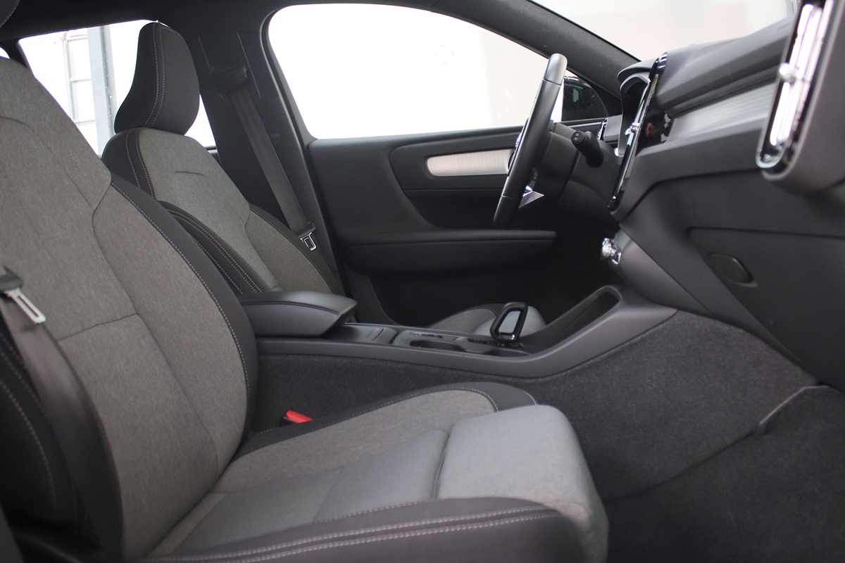 volvo-xc40-2024-gasolina-1477cc