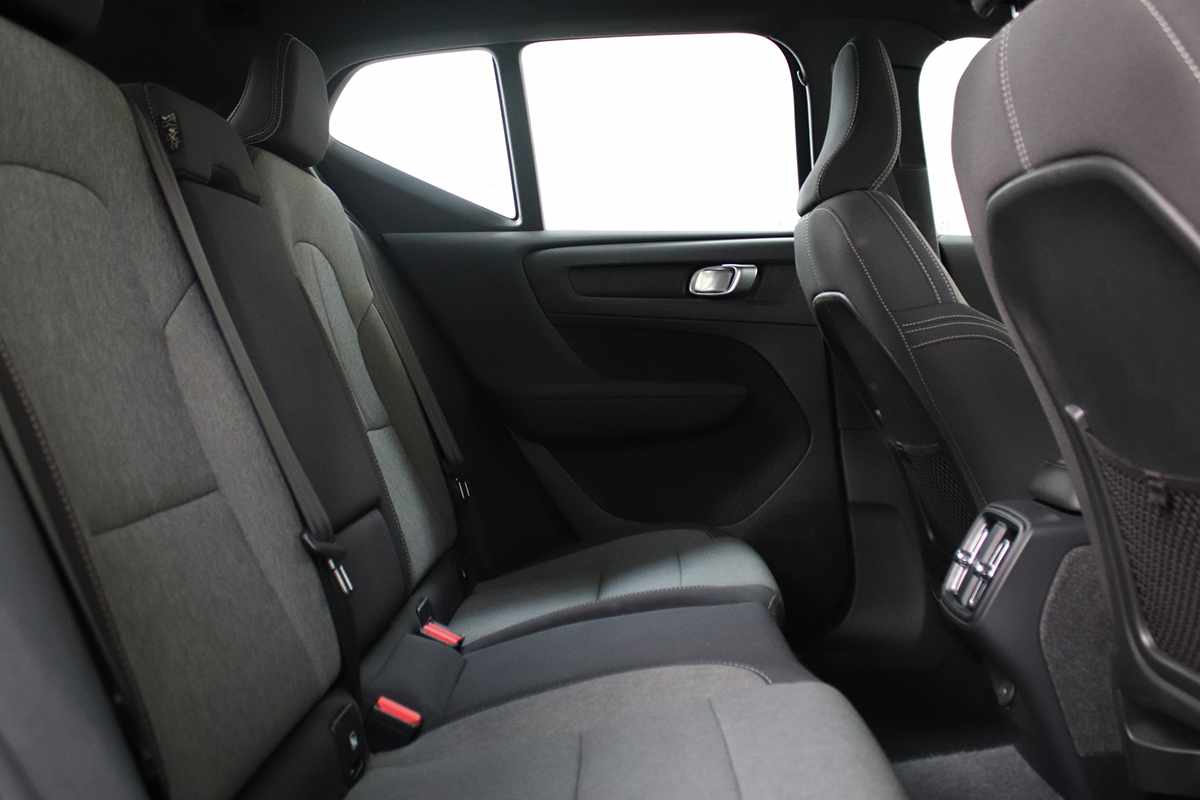 volvo-xc40-2024-gasolina-1477cc