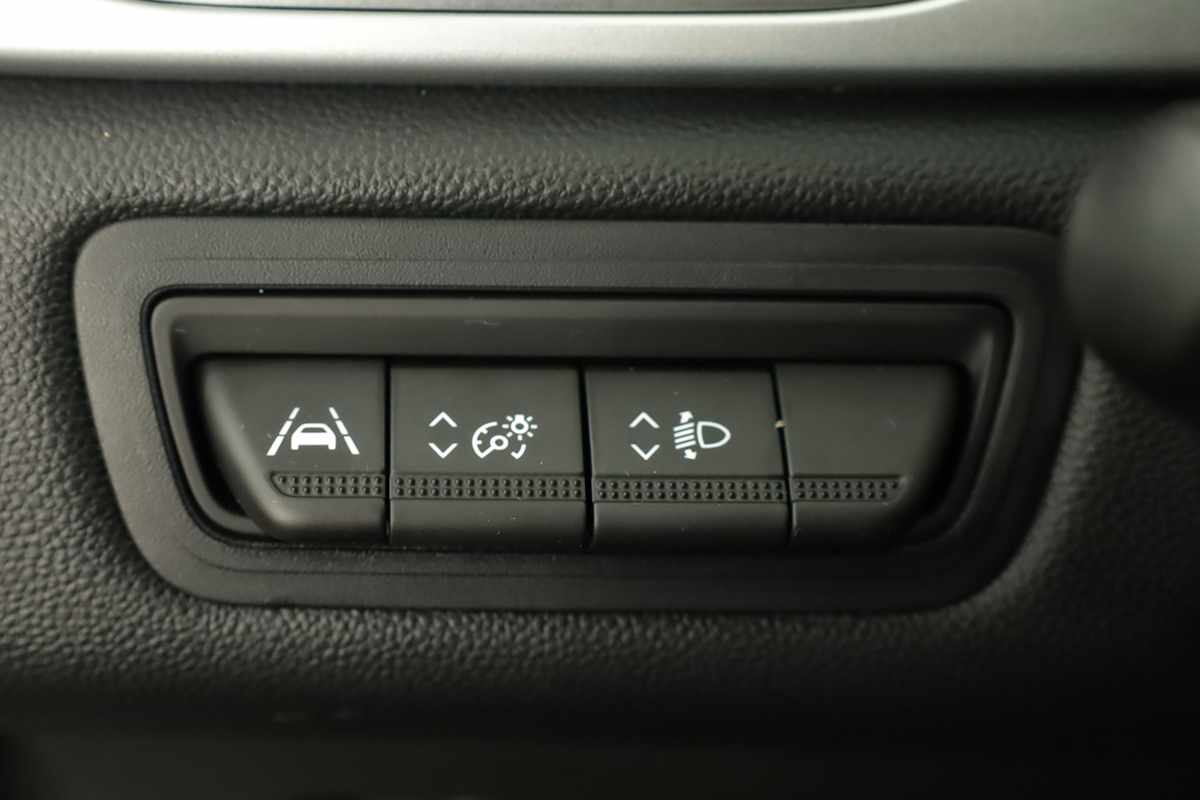 renault-captur-2024-gpl-999cc