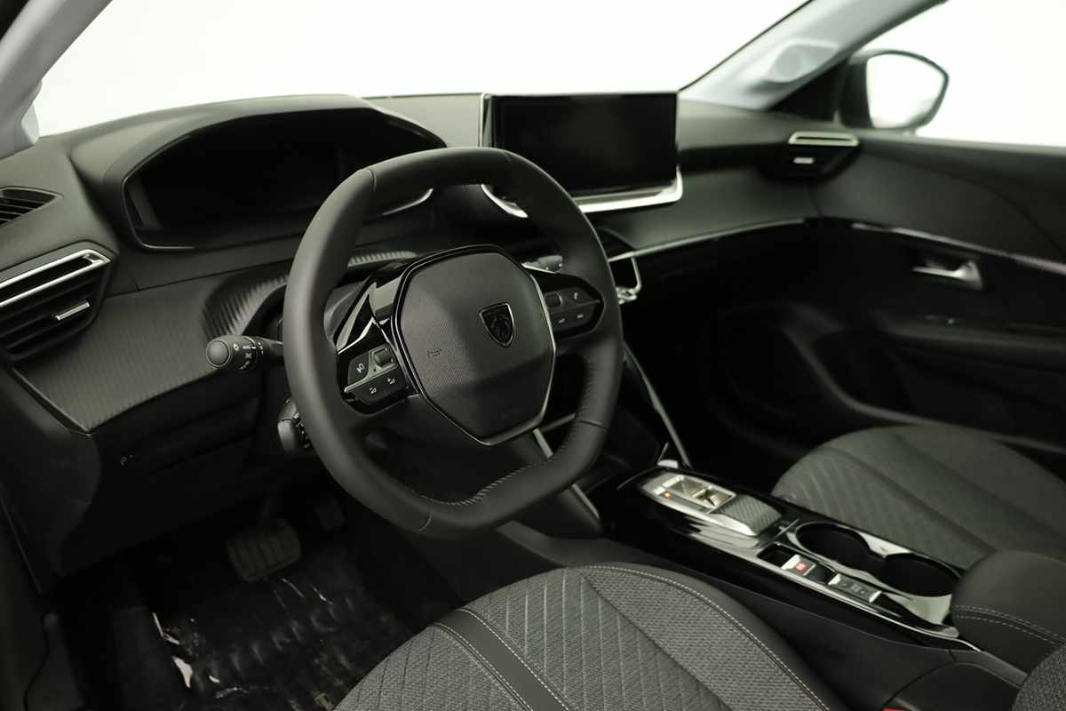 peugeot-208-2026-gasolina-1199cc