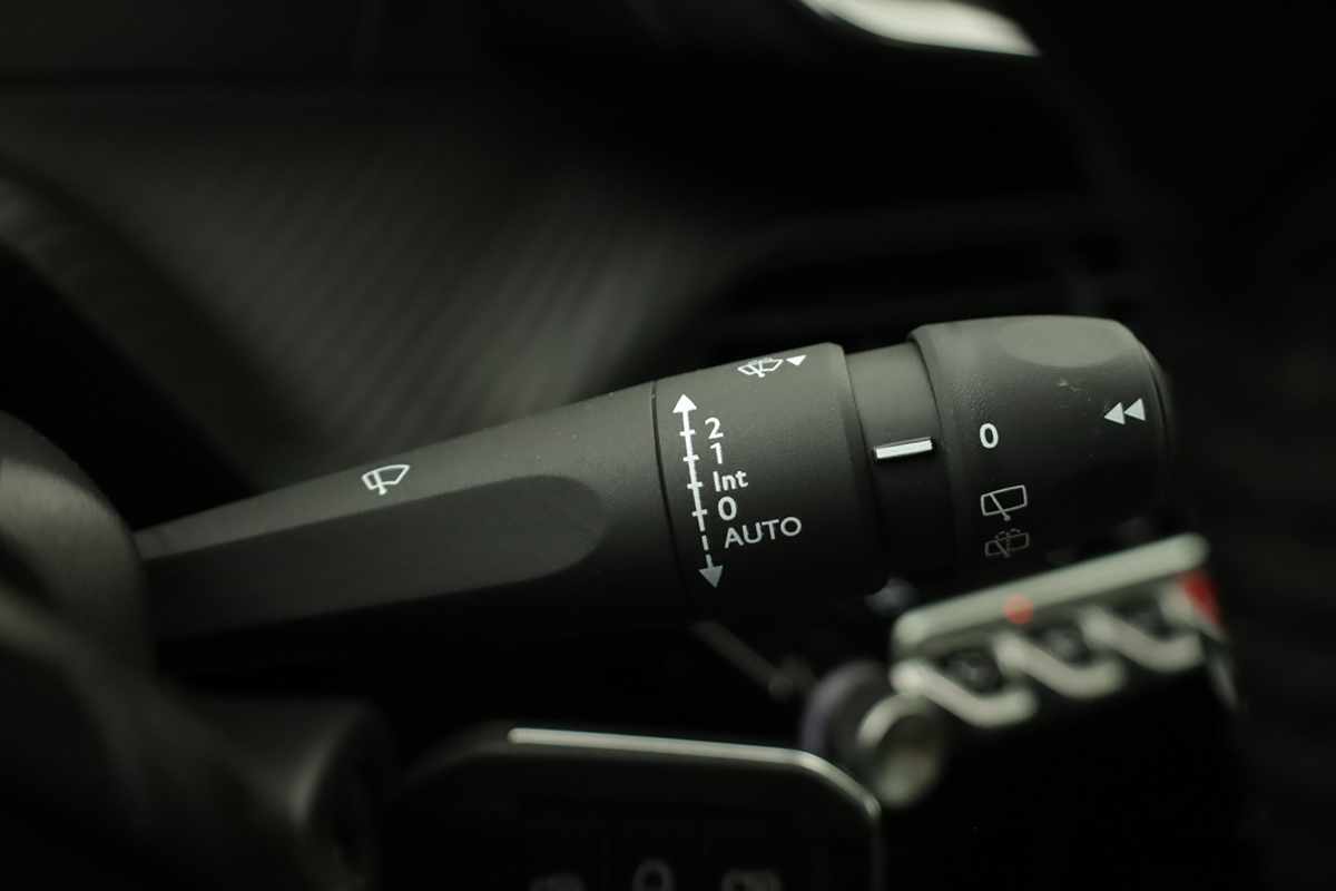 peugeot-208-2026-gasolina-1199cc