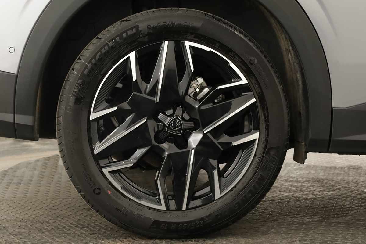 peugeot-3008-2025-gasolina-1199cc