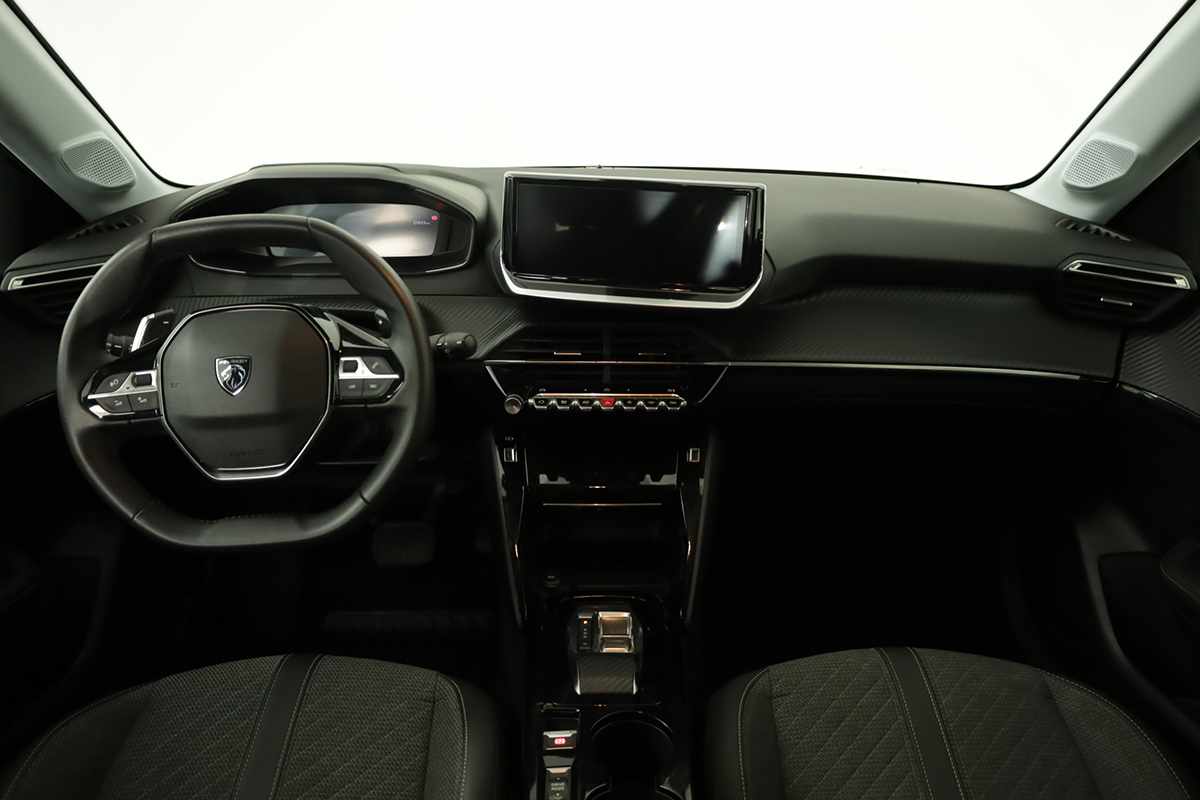 peugeot-208-2025-gasolina-1199cc