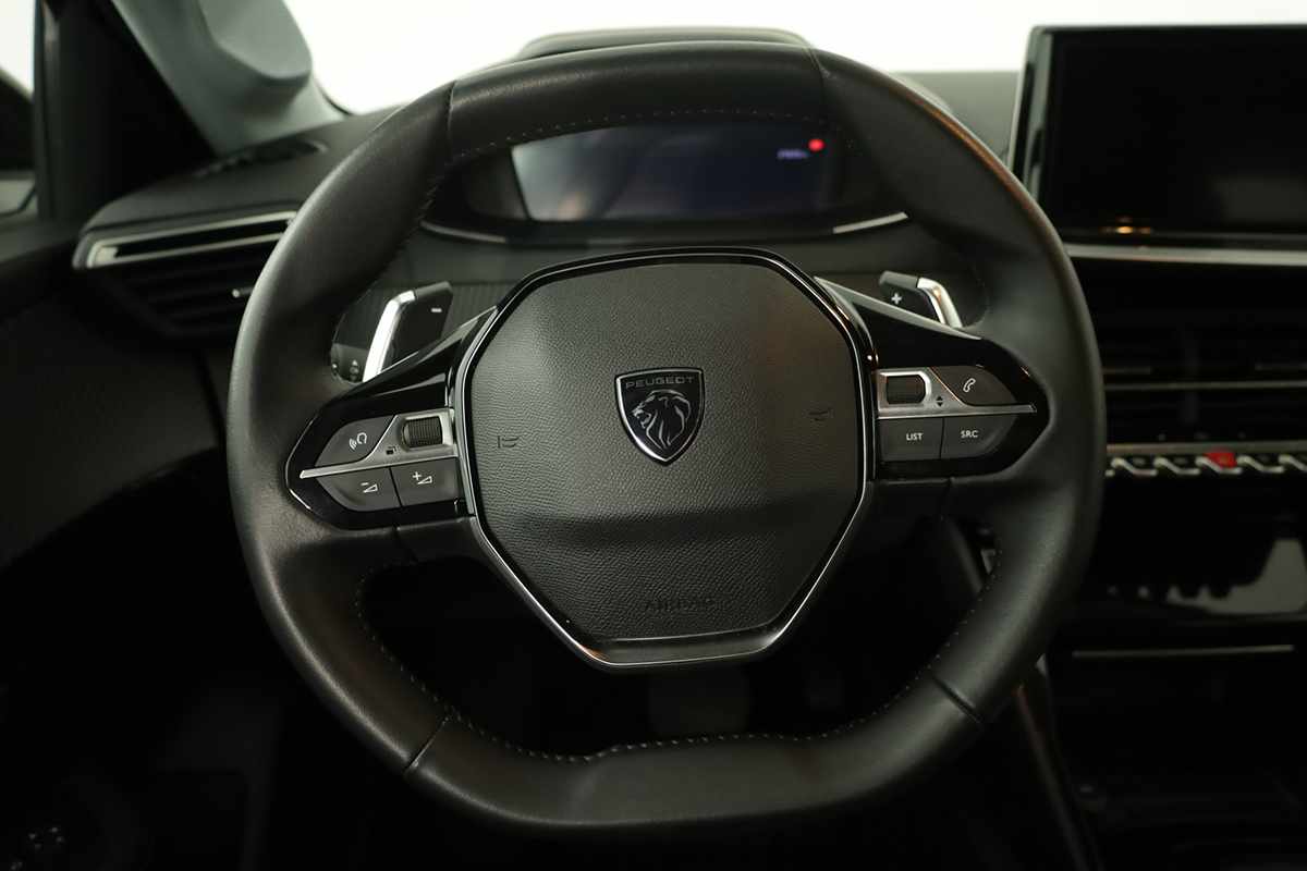 peugeot-208-2025-gasolina-1199cc