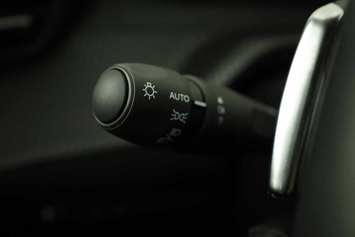 peugeot-208-2025-gasolina-1199cc