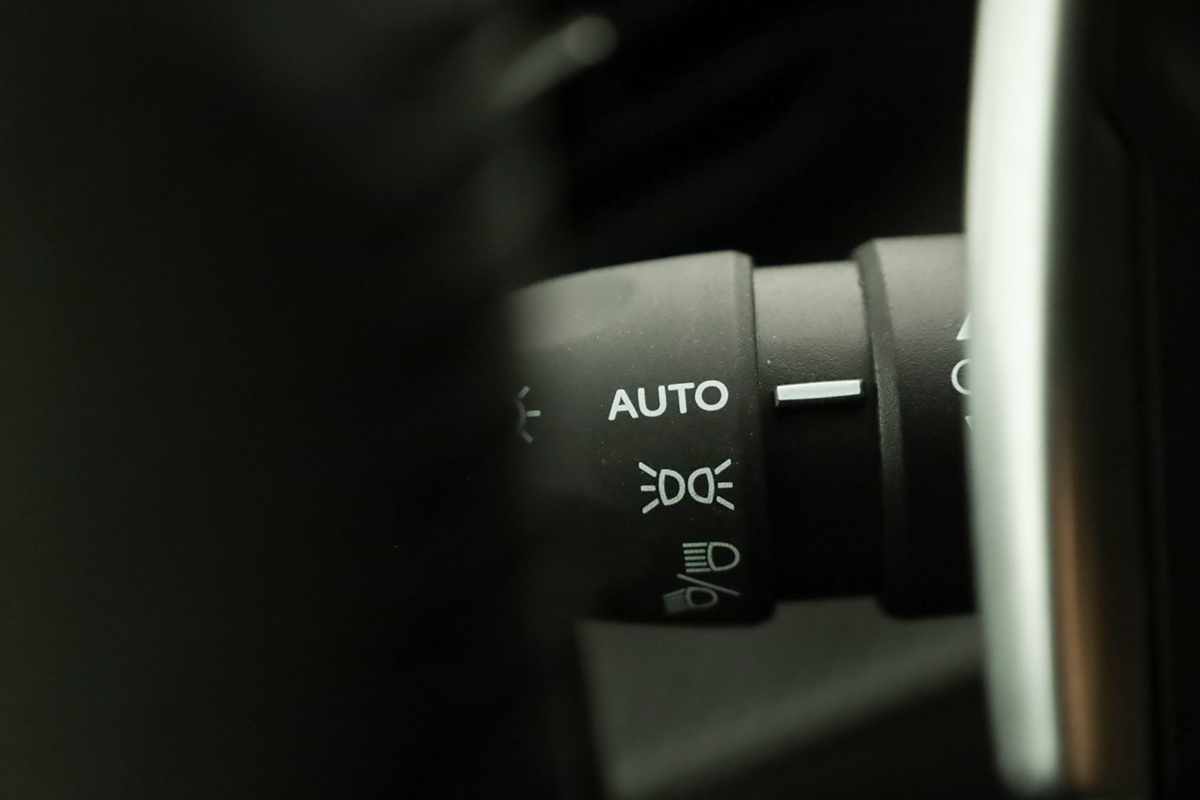 peugeot-208-2025-gasolina-1199cc