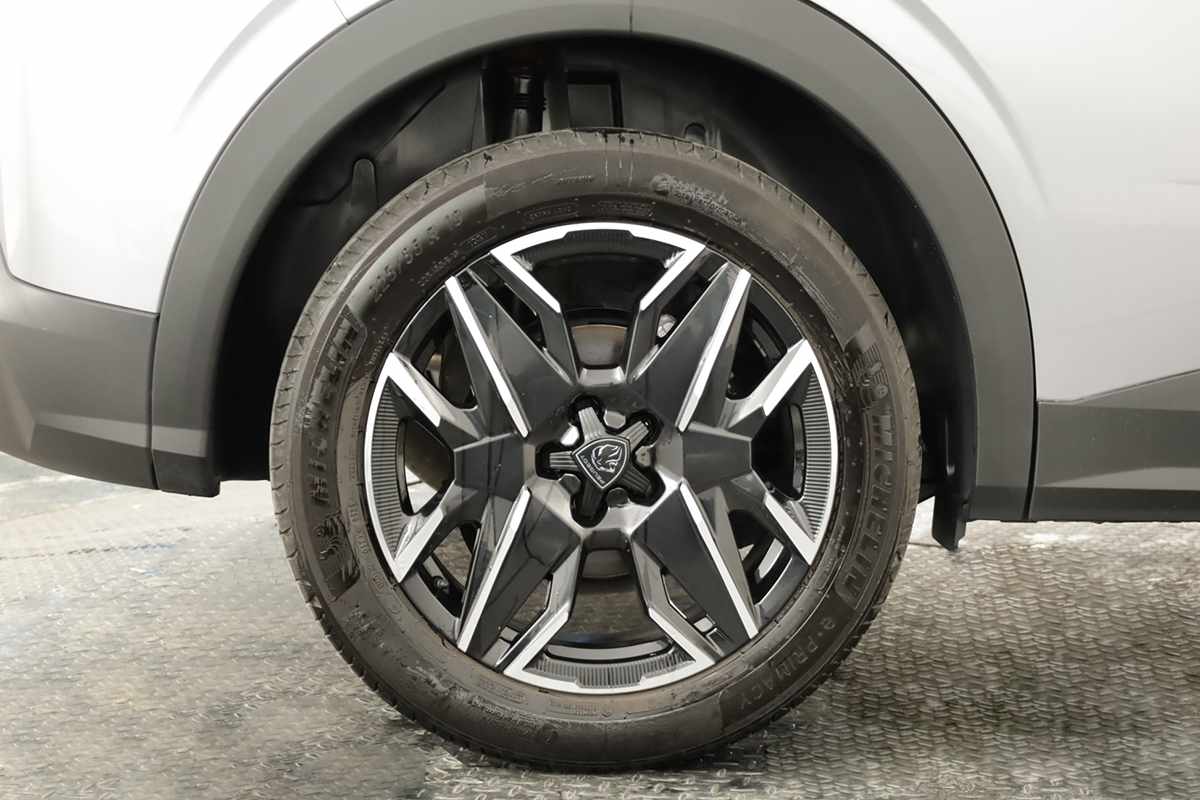 peugeot-3008-2025-gasolina-1199cc