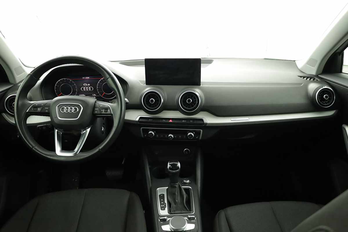 audi-q2-2023-gasolina-1498cc