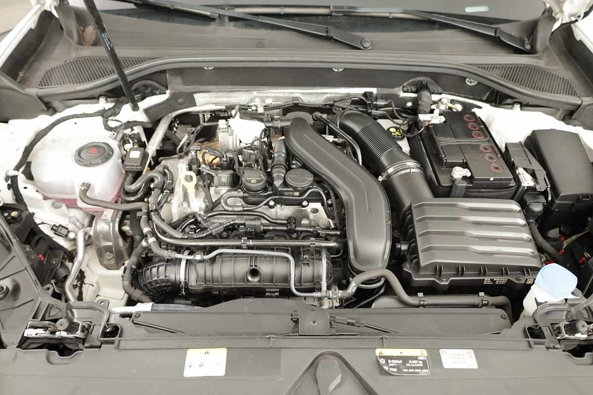 audi-q2-2023-gasolina-1498cc