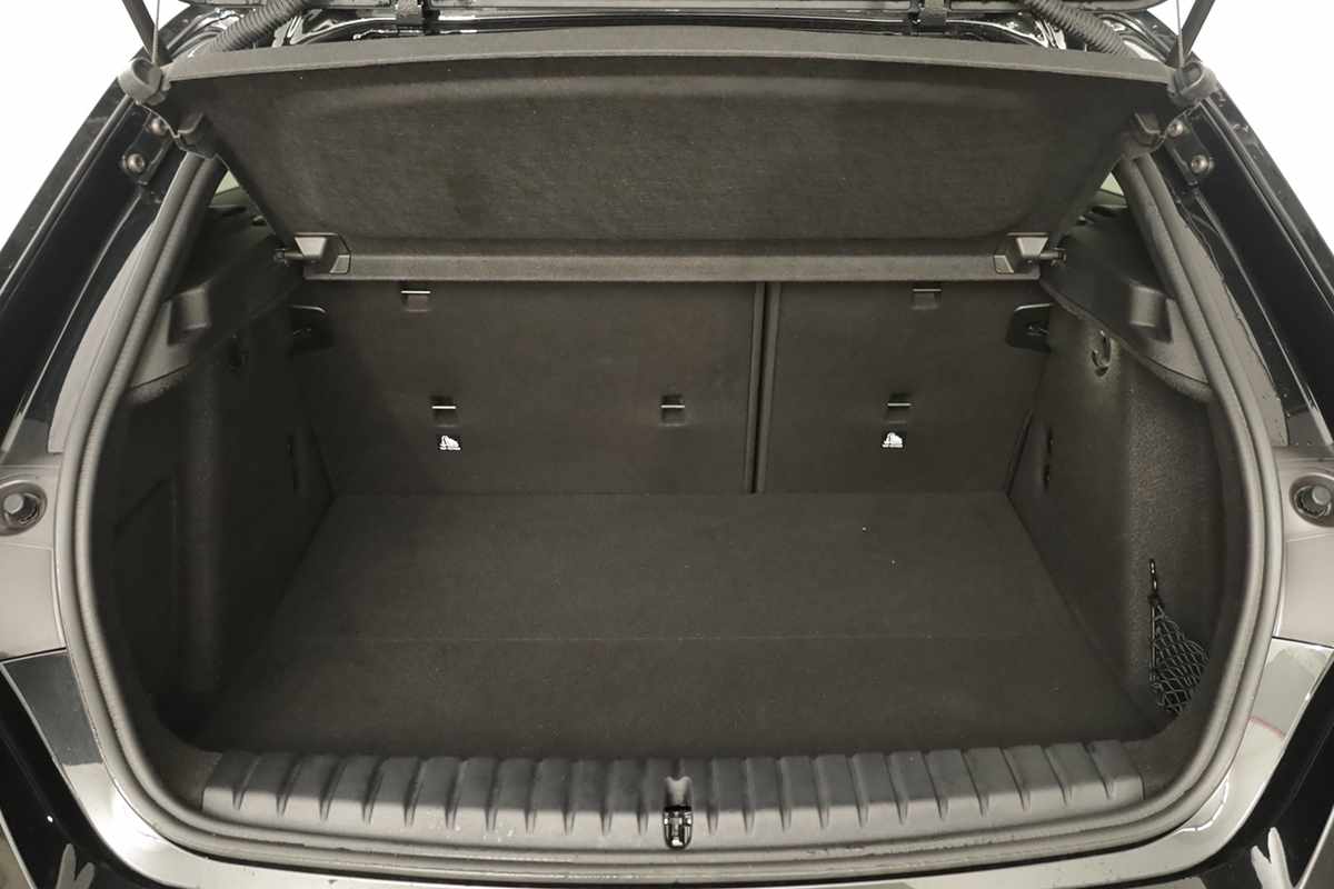 bmw-serie-1-2025-gasolina-1499cc