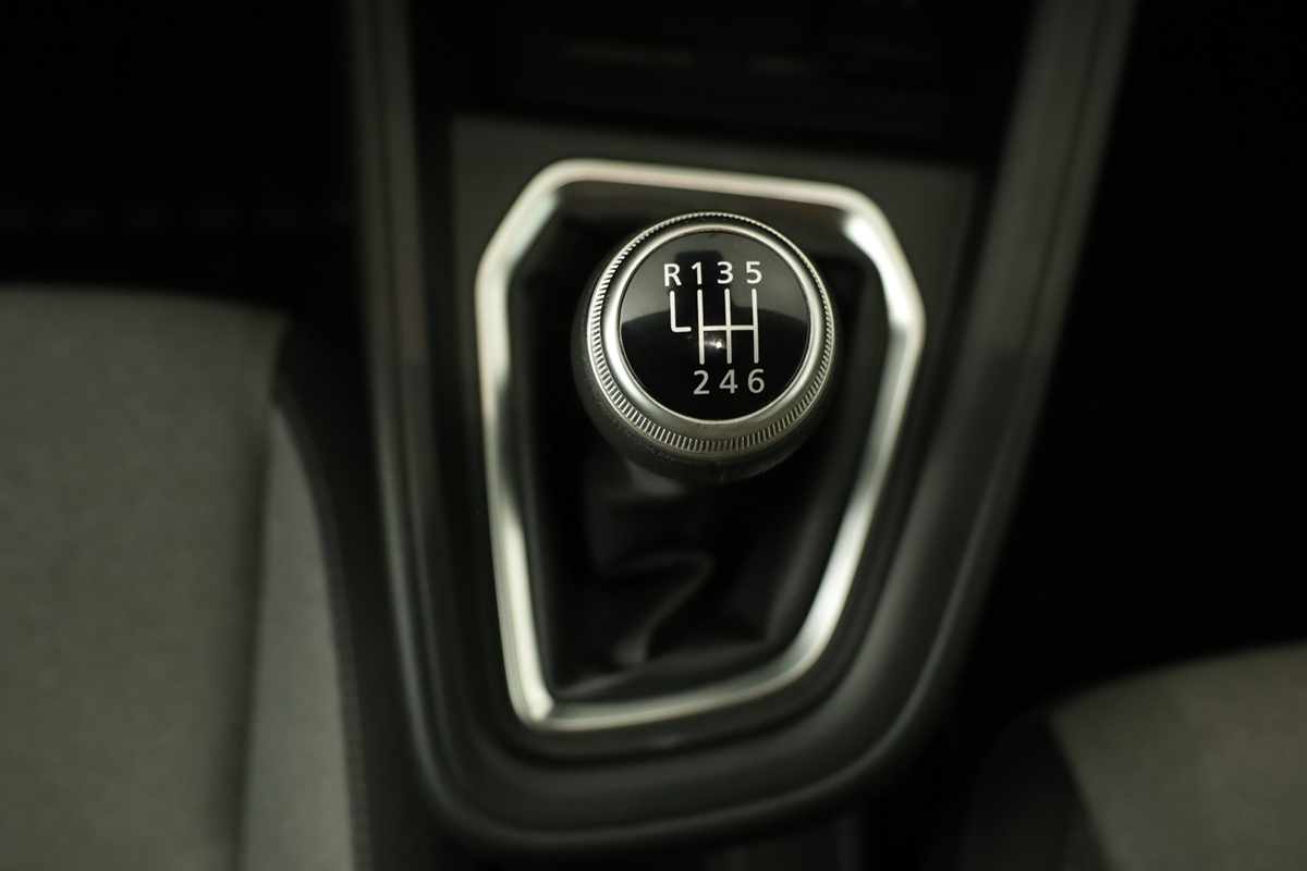 mitsubishi-colt-2025-gasolina-999cc