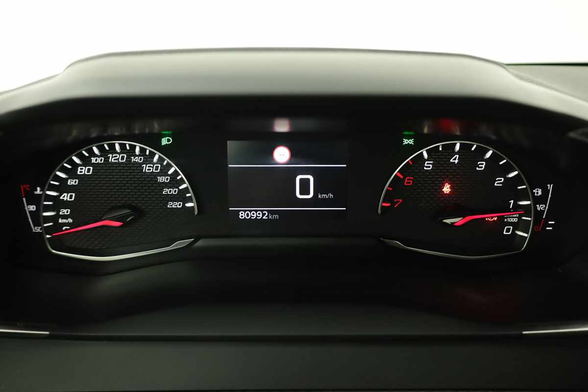 peugeot-208-2020-gasolina-1199cc