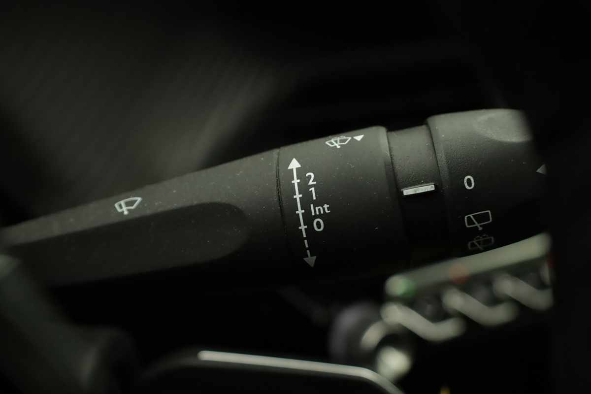 peugeot-208-2020-gasolina-1199cc