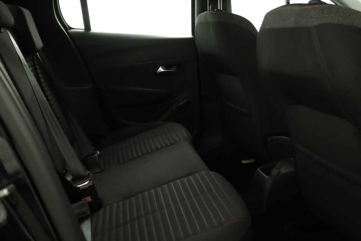 peugeot-208-2020-gasolina-1199cc