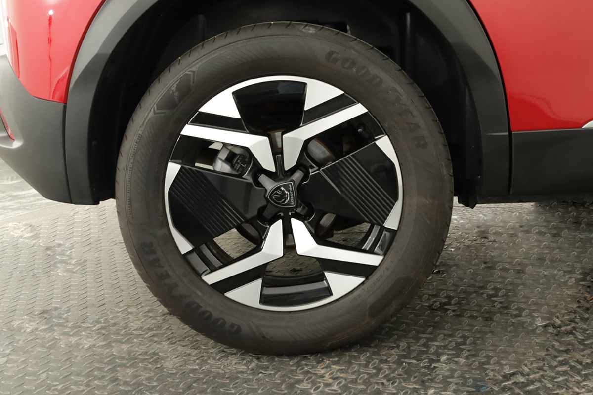 peugeot-2008-2024-gasolina-1199cc