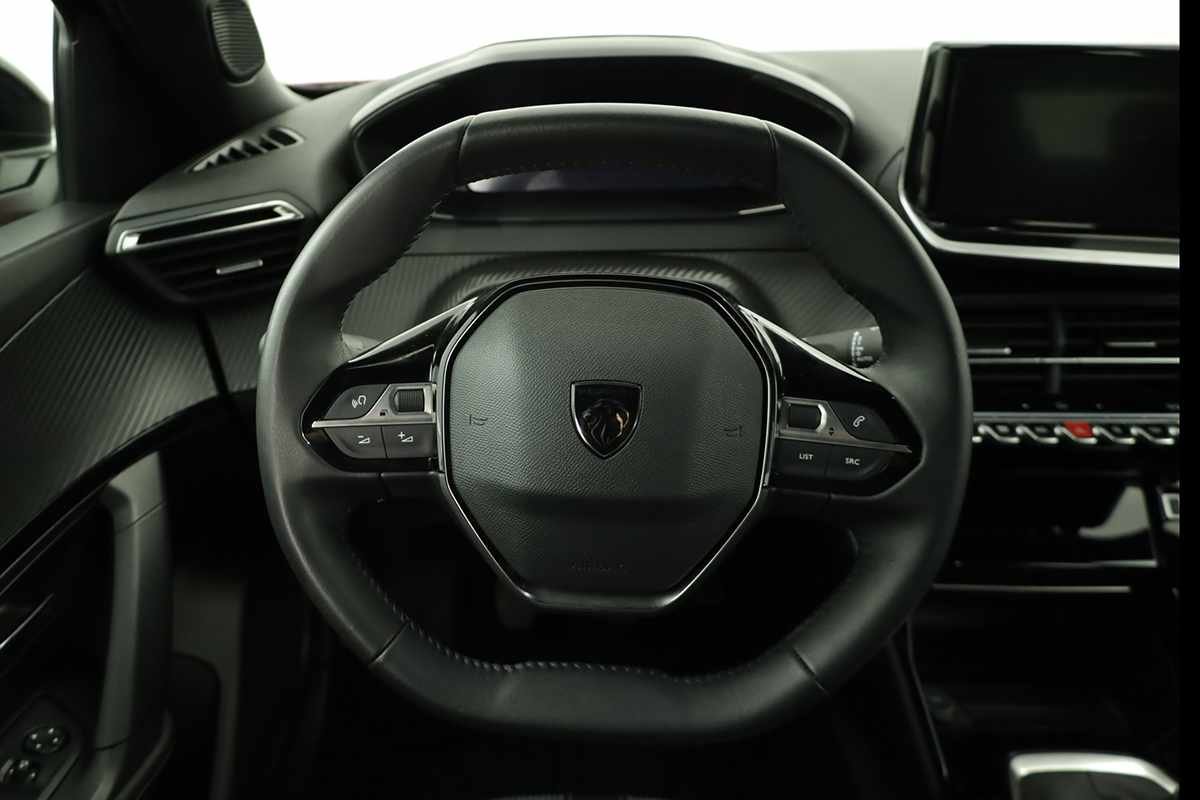 peugeot-2008-2024-gasolina-1199cc