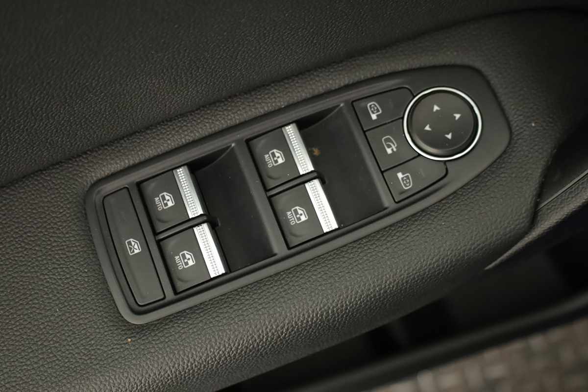 renault-captur-2023-gpl-999cc