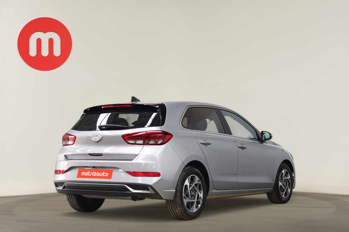 hyundai-i30-2025-gasolina-998cc