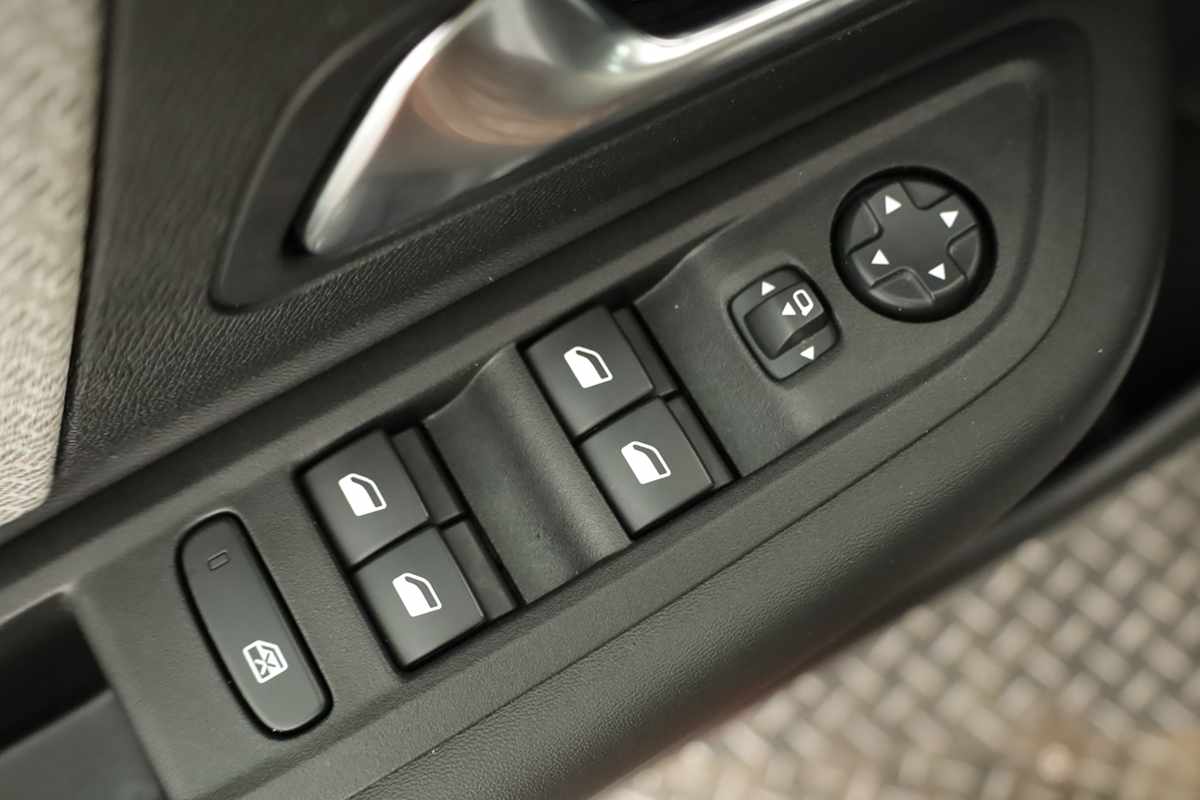 citroen-c4-2024-gasolina-1199cc