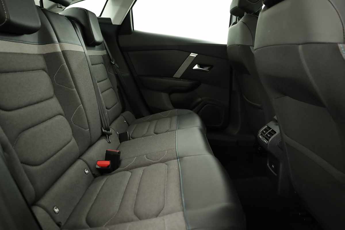 citroen-c4-2024-gasolina-1199cc