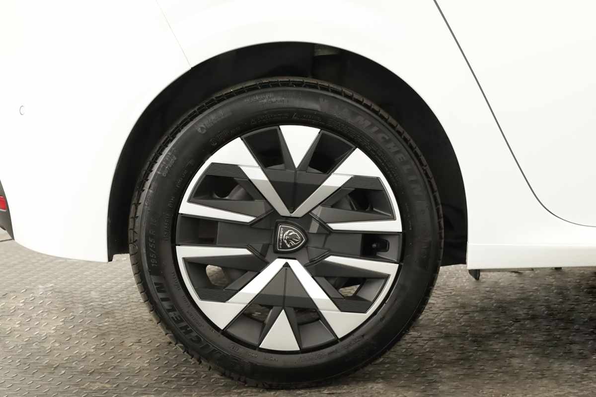 peugeot-208-2025-gasolina-1199cc