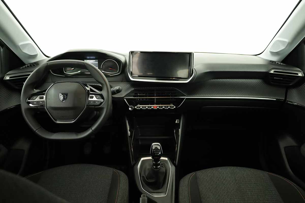peugeot-208-2025-gasolina-1199cc