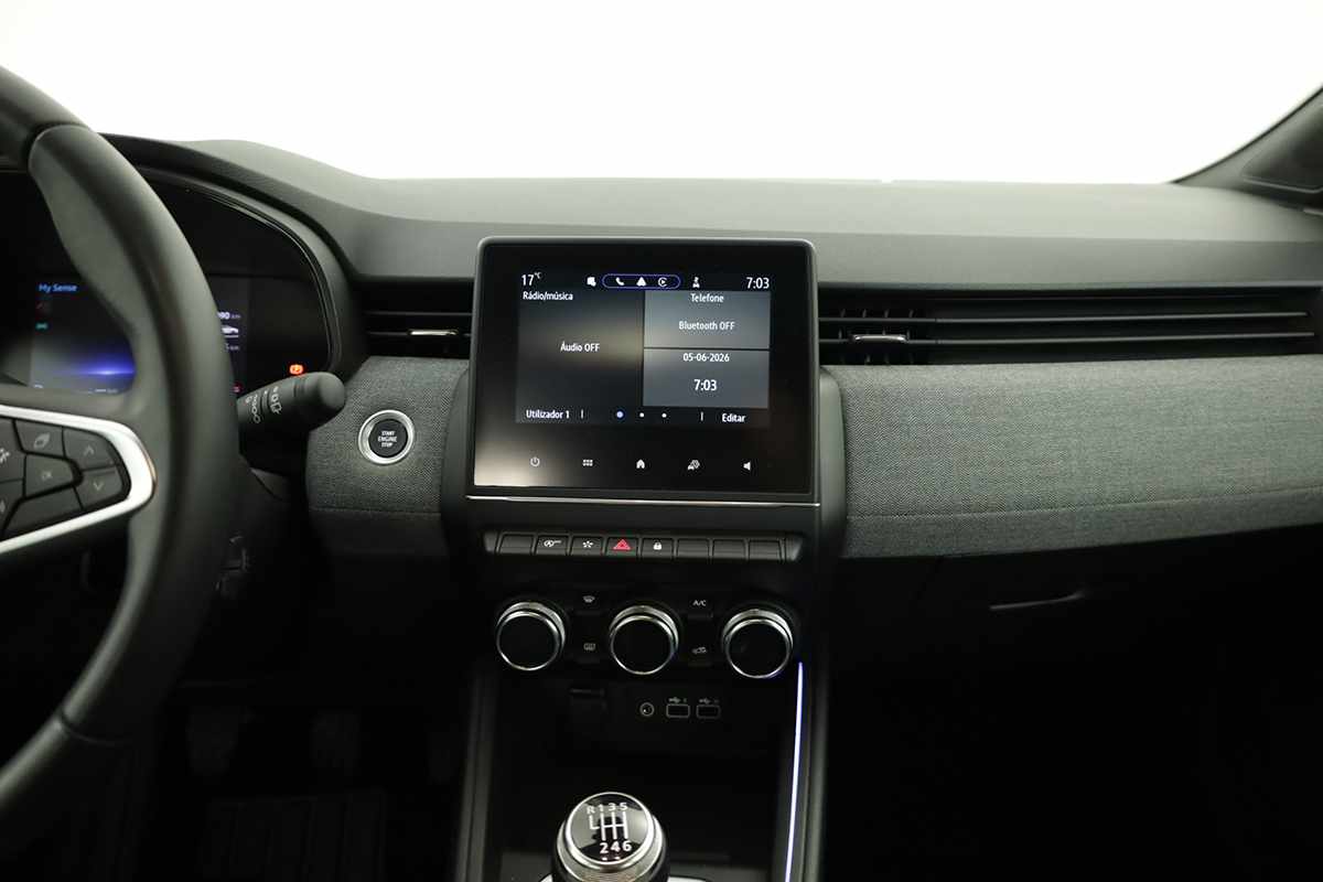 renault-clio-2024-gasolina-999cc